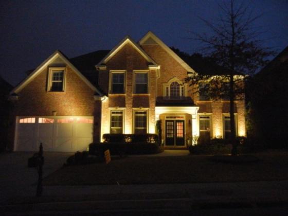 Outdoor lighting Atlanta Nestors Sprinklers & Lighting - Lighting installation and repair