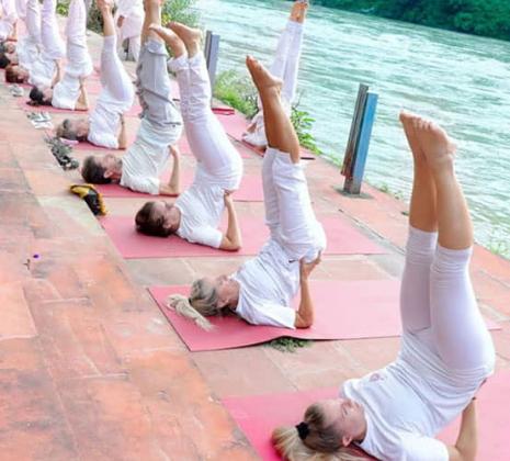 200 Hour Yoga Teacher Training in Rishikesh