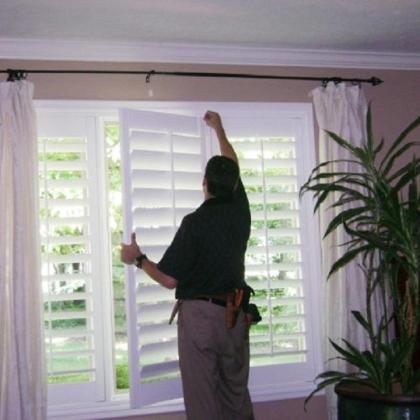 Curtains Fixing Service at Door Step in UAE