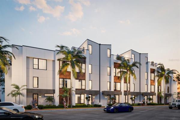 Downtown Sarasota Florida townhome living at 2182 Fruitville Road, Sarasota, Florida 34237! Close to beaches!