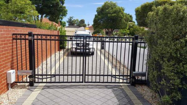 Electric Swinging Gates