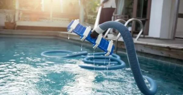 Enjoy A Quick, Full On-site Swimming Pool Service North East Suburbs with Us