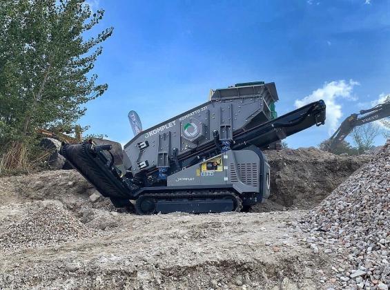 Elevate Operations with Sydney Crusher Hire's Mobile Screeners