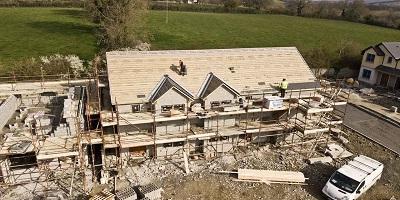 Roofer in Tomball