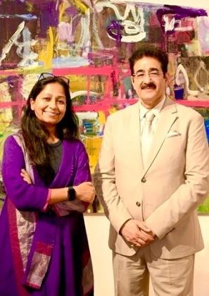 Sandeep Marwah Appreciated Paintings of Nupur Jha from Dubai