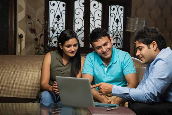 Connect with Insurance Agents Using Our Verified Insurance Agent Email List
