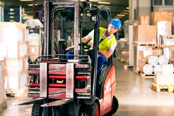 Expert Professional Boom Lift Training in Canada - STS Group
