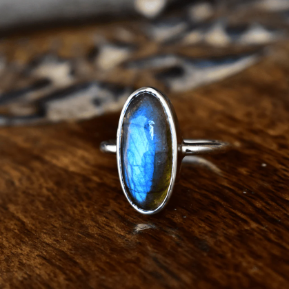 Explore Labradorite Jewelry at Keeta Luxury!