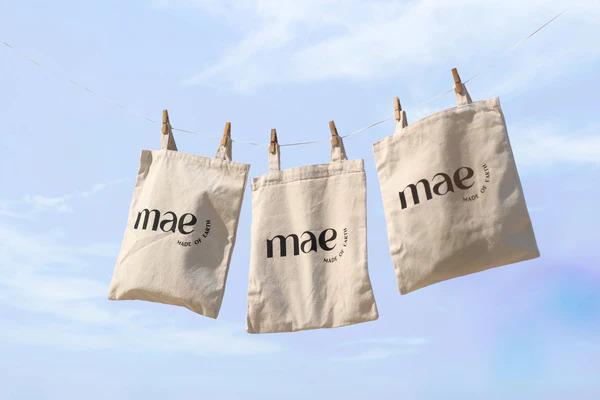 Canvas Tote Bags vs. Other Materials: The Ultimate Comparison