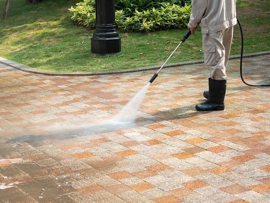 Construction cleaning near me | Fox Windowcleaning & Pressure Washing Services and more