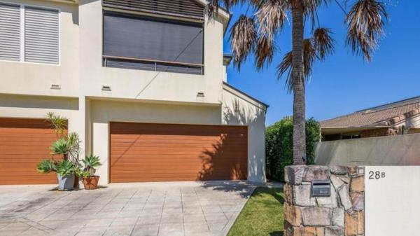 Houses For Sale In Paradise Point