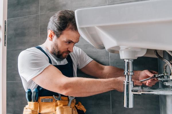 Leak pipe detection service | Charlie's Plumbing and Home Repair
