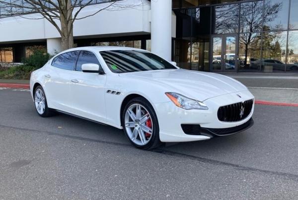 Luxury Sedan 1-3 passengers