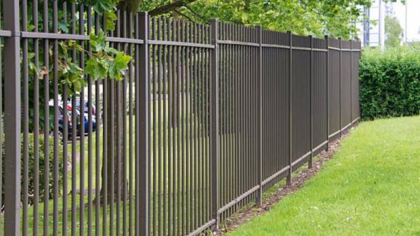 Metal Picket Fences