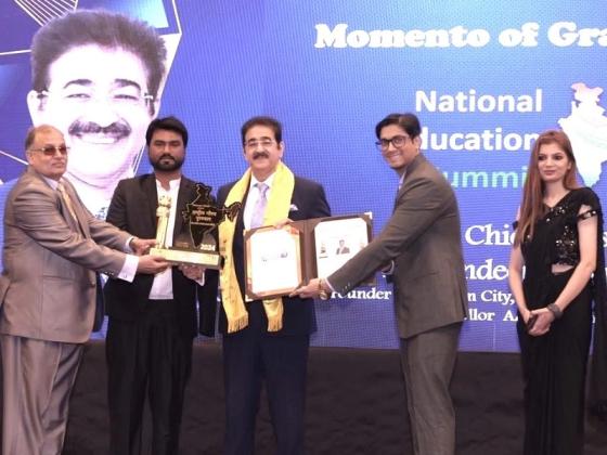 Sandeep Marwah Addresses Educators at National Education Summit