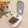 Keep your pet’s mealtime on track with this pet automatic timing feeder!