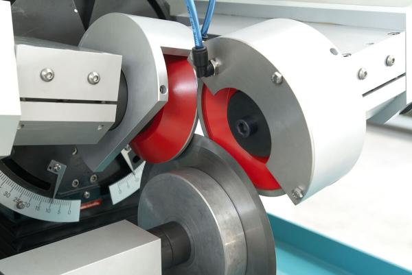 Maximize Efficiency with Quick Metals' Pelletizing Rotor and Blade Sharpening Services