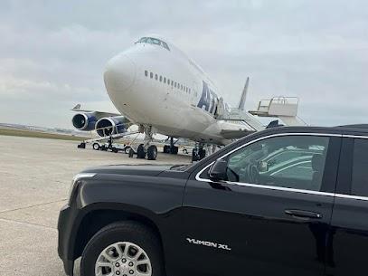 Luxury car transportation services | AAA METRO Black cars