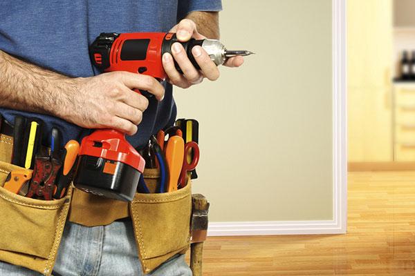 Best Handyman Services in Earls Court - Call AlanCo Services Today