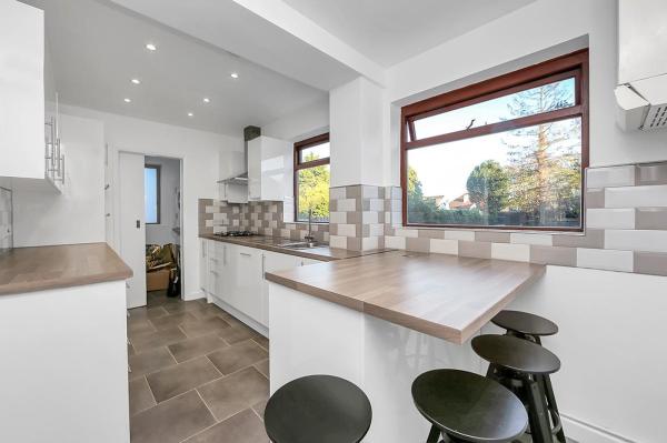 Chiltern Drive, London: Top Affordable Housing Options for Students