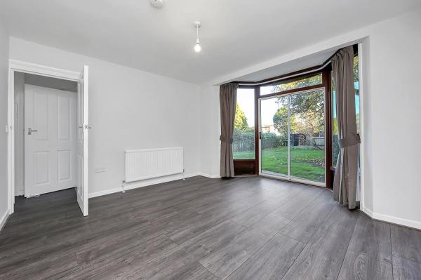 Chiltern Drive, London: Top Affordable Housing Options for Students