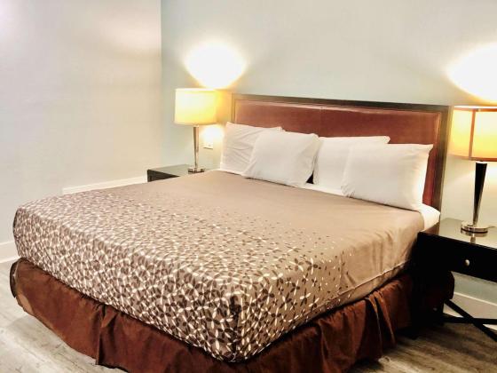 Montgomery Inn & Suites