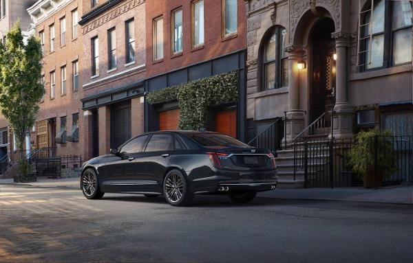 Premium Limo Service in London - Book with Famous Drive Today!