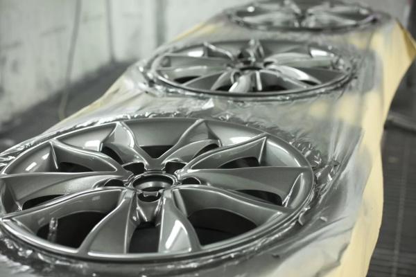Repair Alloy Wheels with Professional Powder Coating by Alloy Refresh