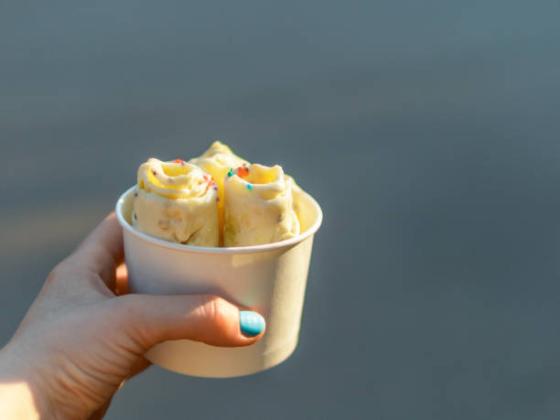 Rolled Icecream - Bollywood Taste