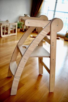 Safe & Space-Saving Foldable Learning Tower for Kids