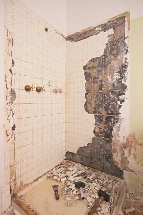 Water damage services | Break It Up