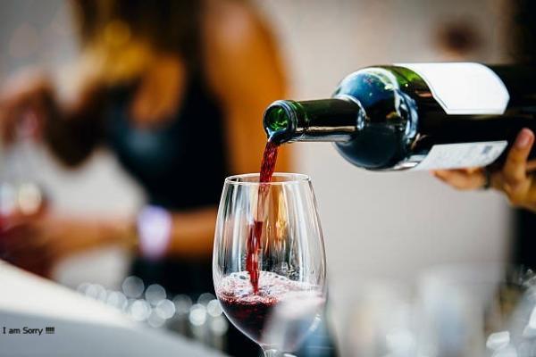 Wine Tasting Tours Kelowna - Sip Tours