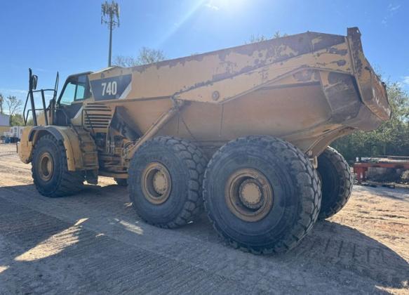 2008 Caterpillar 740