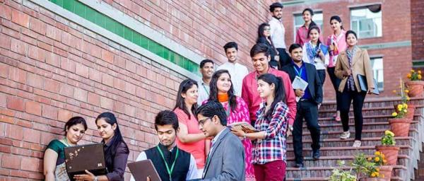 Best Colleges for MBA in Meerut, Offering a Blend of Academic Rigor