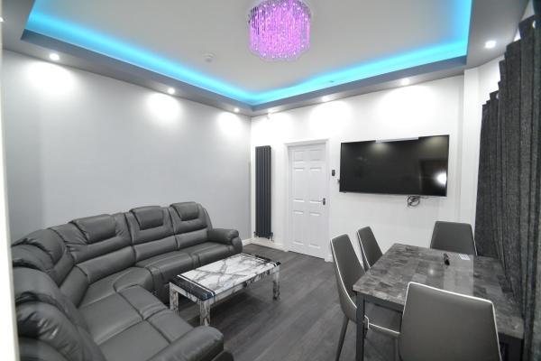 Find Affordable Student Housing on Belgrave Avenue, Manchester