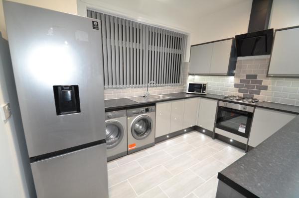 Find Affordable Student Housing on Belgrave Avenue, Manchester