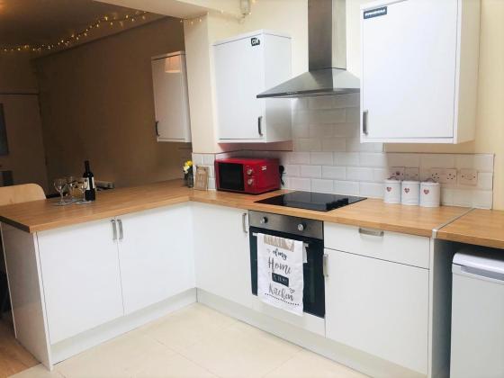 Find the affordable student living on Pomona Street, Sheffield