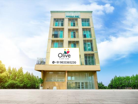 Olive Elder Care in Mumbai | Luxury Old Age Homes in Mumbai