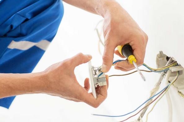 Reliable Local Electrician in Kensington: Expert Electrical Services by AlanCo Services
