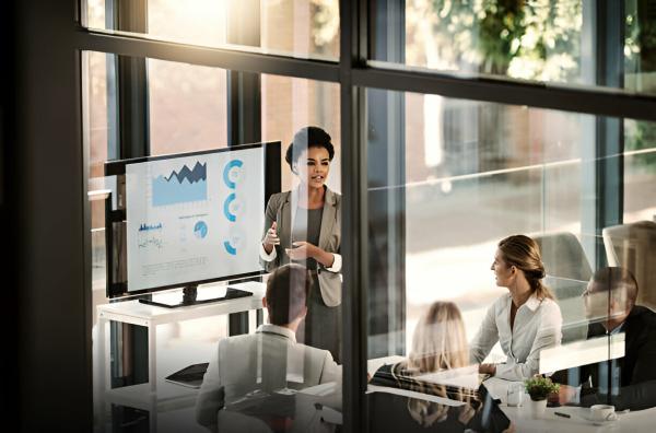 Achieve Your Career Goals in Finance