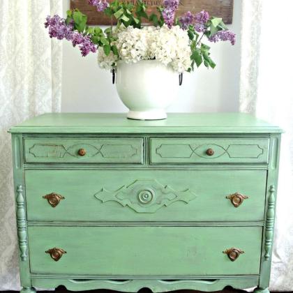 Best Furniture Paints for a Smooth, Long-Lasting Finish