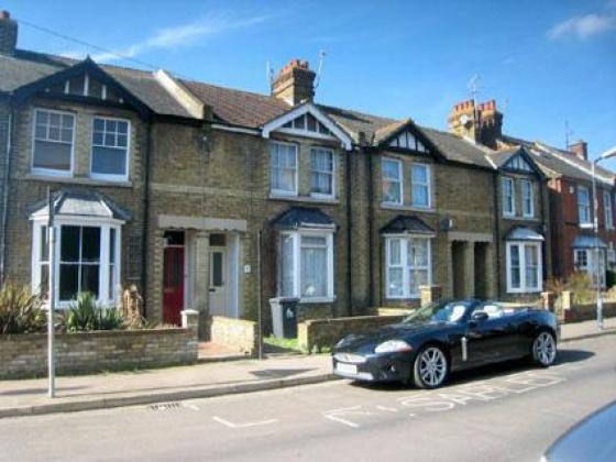 Best Student Accommodation on Heaton Road, Canterbury