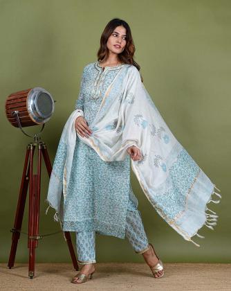 Bhaeli Products fabrics are Chanderi silk, Mul cotton, premium cotton, Ajrakh modal silk, and cotton raw silk