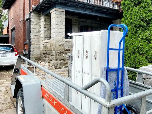 Delivery service in Toronto ON | Max-Ride pick up and delivery service