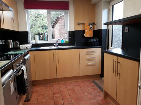 Discover Your Perfect Student Home on Long Meadow Way, Canterbury