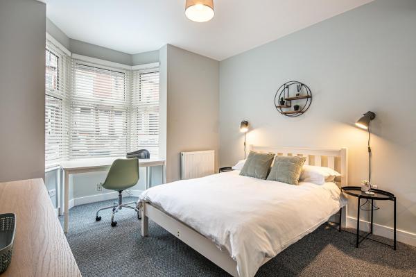 Get the best Student Living on Vincent Road, Sheffield