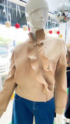 Outfits para mujeres que quieren brillar