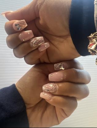 The Nail Lounge & Spa
