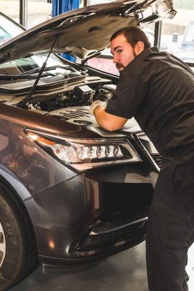 Chloe's Auto Repair and Tire Roswell