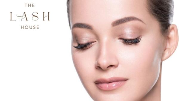 Do lower lash extensions damage natural lashes?
